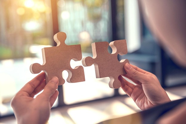 Value-driven execution dashboard showing real-time insights into GCC performance outcomes and resource efficiency